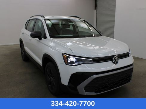 New 2026 Volkswagen Taos S image 5