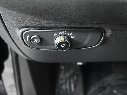 Used 2023 Chevrolet Equinox RS AWD/4WD image 23