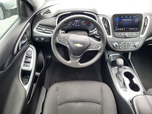 Used 2024 Chevrolet Malibu LT image 14