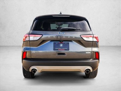 Used 2020 Ford Escape SE FWD image 6