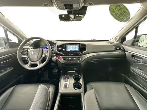 Used 2022 Honda Pilot Special Edition image 3