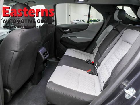 Used 2022 Chevrolet Equinox LT w/ LPO, Floor Liner Package image 21
