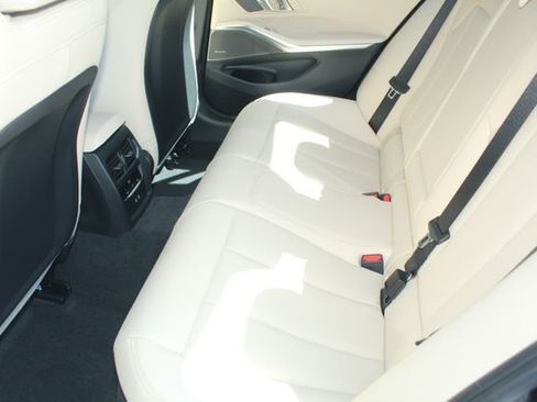 New 2026 BMW 330i xDrive Sedan w/ Premium Package image 24