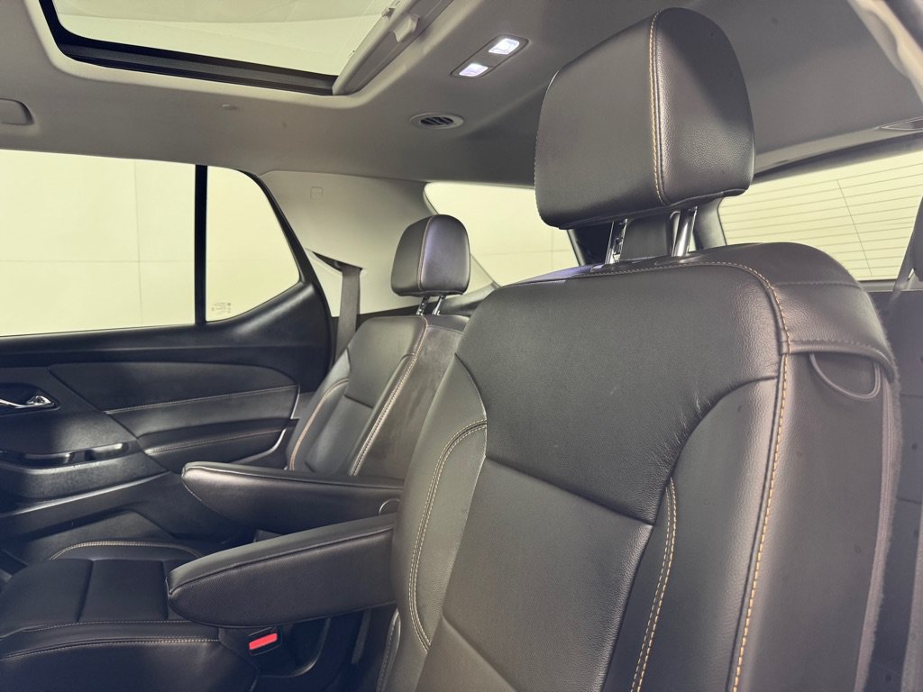 Used 2019 Chevrolet Traverse LT w/ LT Premium Package FWD image 20