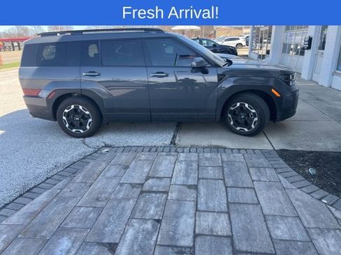 Used 2025 Hyundai Santa Fe SEL image 1