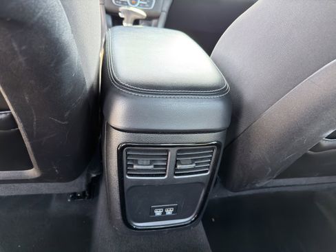 Used 2023 Dodge Charger GT w/ Blacktop Package image 18