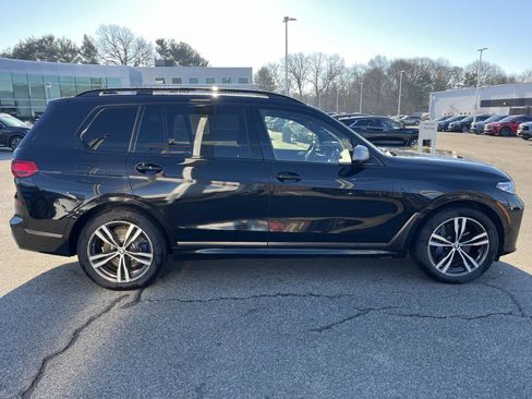 Used 2022 BMW X7 M50i w/ Cold Weather Package image 2