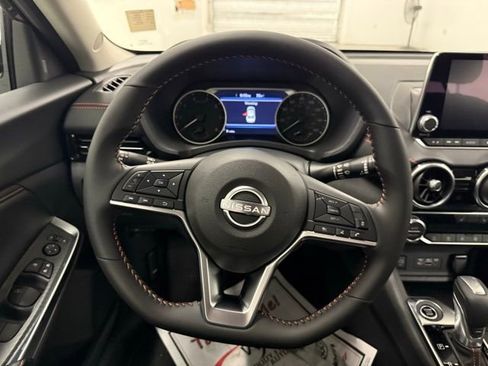 New 2025 Nissan Sentra SR image 14