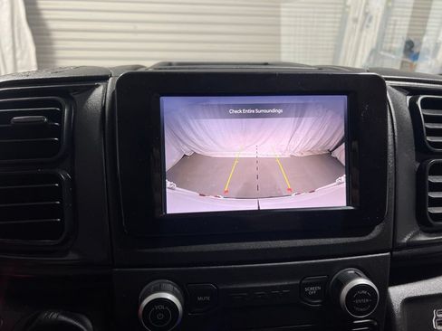 Used 2025 RAM ProMaster 2500 w/ Convenience Group FWD image 28