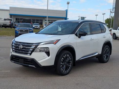 New 2026 Nissan Rogue Platinum w/ Tech Package AWD/4WD image 7