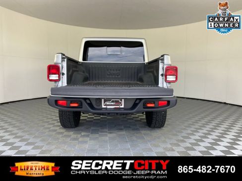Used 2023 Jeep Gladiator Mojave w/ Cold Weather Group AWD/4WD image 29