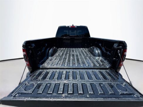 Used 2022 RAM 1500 Big Horn AWD/4WD image 18