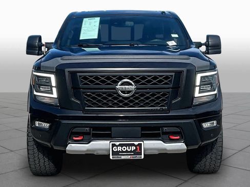 Used 2021 Nissan Titan PRO-4X w/ Pro-4x Convenience Package AWD/4WD image 4