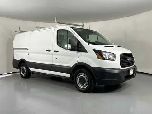 Used 2017 Ford Transit 150 130 Low Roof image 1