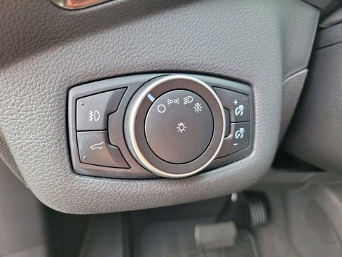 Used 2017 Ford Escape Titanium AWD/4WD image 29