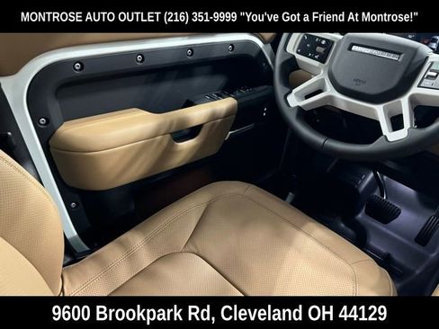 New 2025 Land Rover Defender 110 X-Dynamic SE image 26