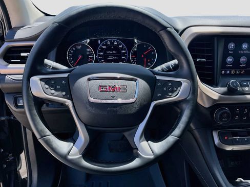 Used 2023 GMC Acadia Denali w/ Denali Ultimate Package FWD image 11
