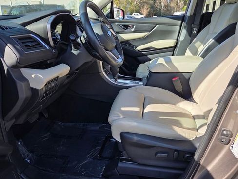 Used 2021 Subaru Ascent Limited w/ Technology Package image 9