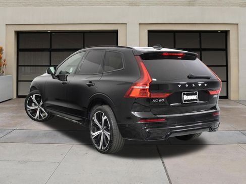 Certified 2023 Volvo XC60 B5 Ultimate AWD/4WD image 2