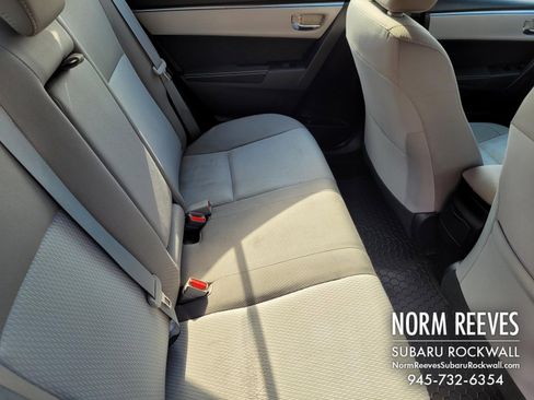 Used 2016 Toyota Corolla LE image 13