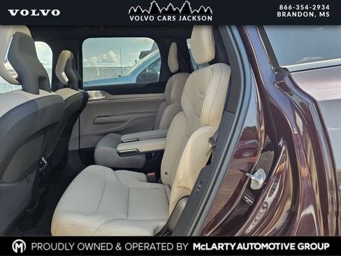 New 2025 Volvo EX90 Ultra image 17