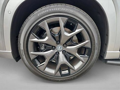 Used 2026 Lexus TX 500h AWD w/ Technology Package image 25