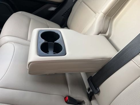 Used 2025 Lincoln Corsair Grand Touring w/ Equipment Group 302A image 15