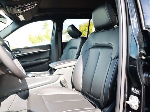 New 2025 Jeep Grand Cherokee Limited image 14