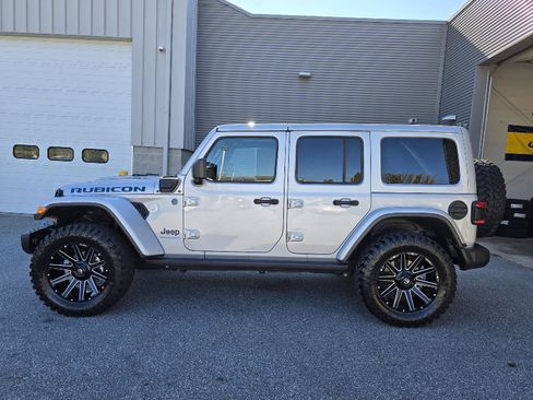 Used 2024 Jeep Wrangler Unlimited Rubicon 4xe image 6