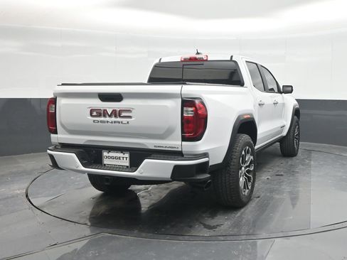 Used 2024 GMC Canyon Denali image 26