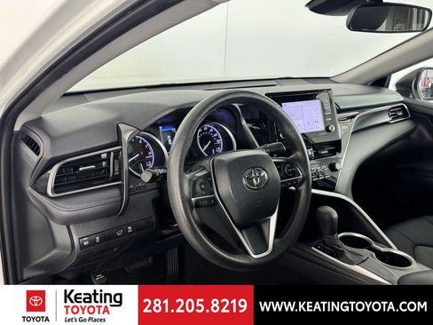 Used 2021 Toyota Camry LE image 13
