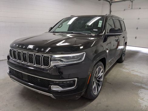 New 2025 Jeep Wagoneer Series III w/ Premium Group I image 9