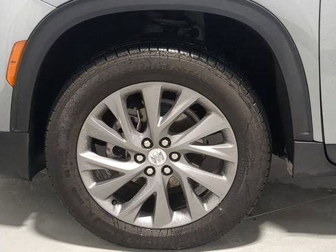 Used 2025 Buick Enclave Preferred image 25