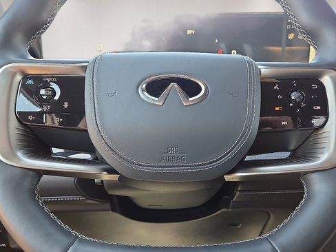 Used 2025 INFINITI QX80 Autograph AWD/4WD image 33