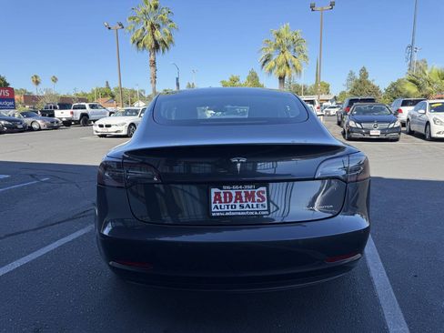 Used 2022 Tesla Model 3 Long Range AWD/4WD image 4