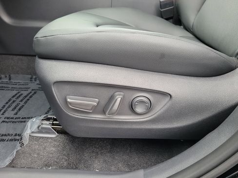 New 2026 Toyota Grand Highlander XLE image 22