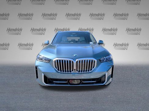 New 2026 BMW X5 xDrive50e w/ Climate Comfort Package image 5