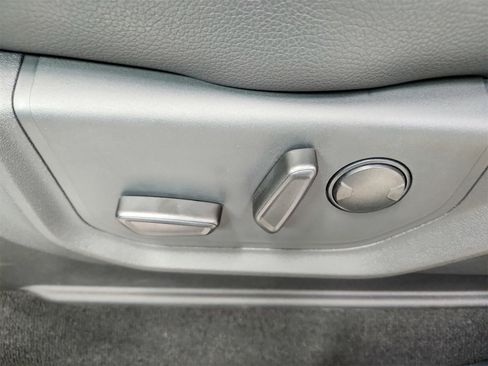 Used 2022 Ford F250 Lariat w/ Lariat Value Package image 20