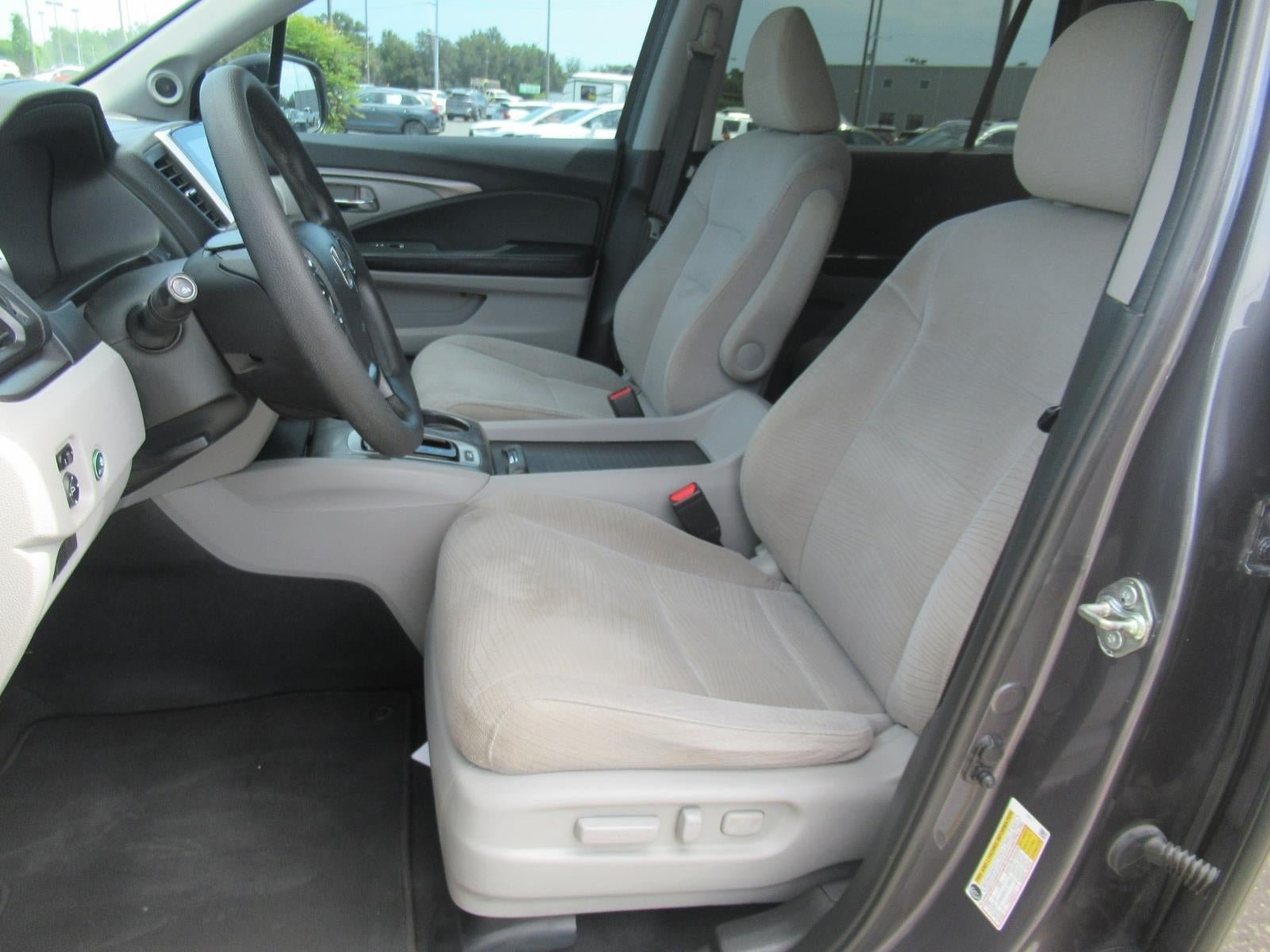 Used 2018 Honda Pilot EX image 18
