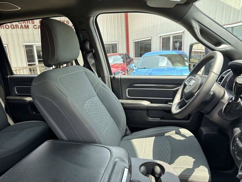 Used 2026 RAM 2500 Big Horn AWD/4WD image 10