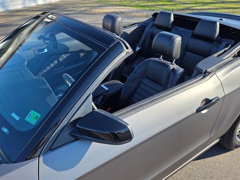 Used 2013 Ford Mustang Premium image 16