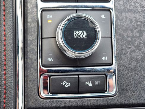 Used 2024 Ford Expedition Max Limited AWD/4WD image 28