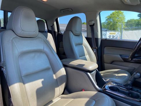 Used 2016 GMC Canyon SLT w/ Driver Alert Package AWD/4WD image 17