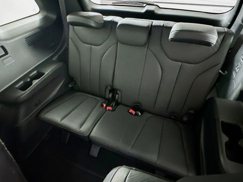 Used 2025 Hyundai Palisade SEL image 30