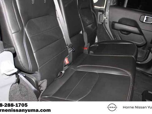 Used 2023 Jeep Wrangler Unlimited Sahara w/ Cold Weather Group AWD/4WD image 7