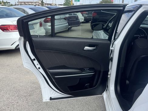 Used 2020 Dodge Charger Scat Pack w/ Driver Convenience Group RWD image 22