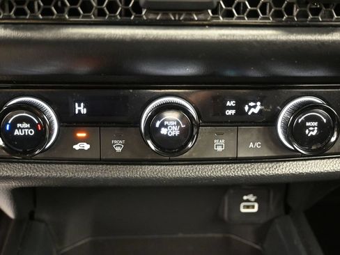 Used 2023 Honda HR-V LX image 25