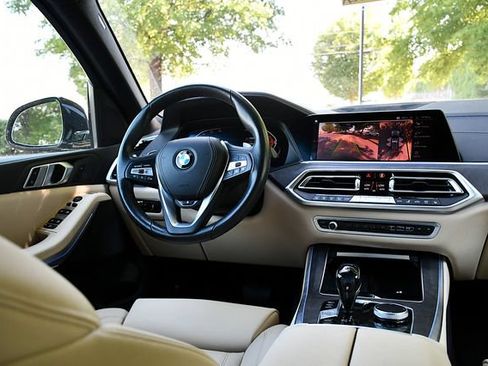 Used 2021 BMW X5 xDrive40i w/ Convenience Package AWD/4WD image 19