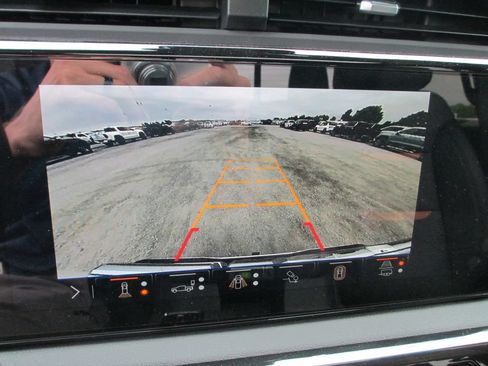 New 2026 GMC Sierra 1500 AT4 w/ AT4 Premium Package AWD/4WD image 24