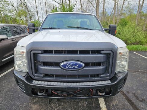 Used 2013 Ford F250 XL w/ PWR Equipment Group AWD/4WD image 2